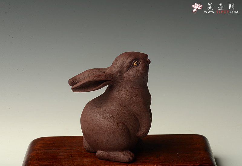紫砂壶图片：神态细腻 精品茶宠 栩栩如生 精制版的拉毛兔兔一套 - 宜兴紫砂壶网