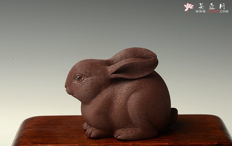 紫砂壶图片：神态细腻 精品茶宠 栩栩如生 精制版的拉毛兔兔一套 - 宜兴紫砂壶网