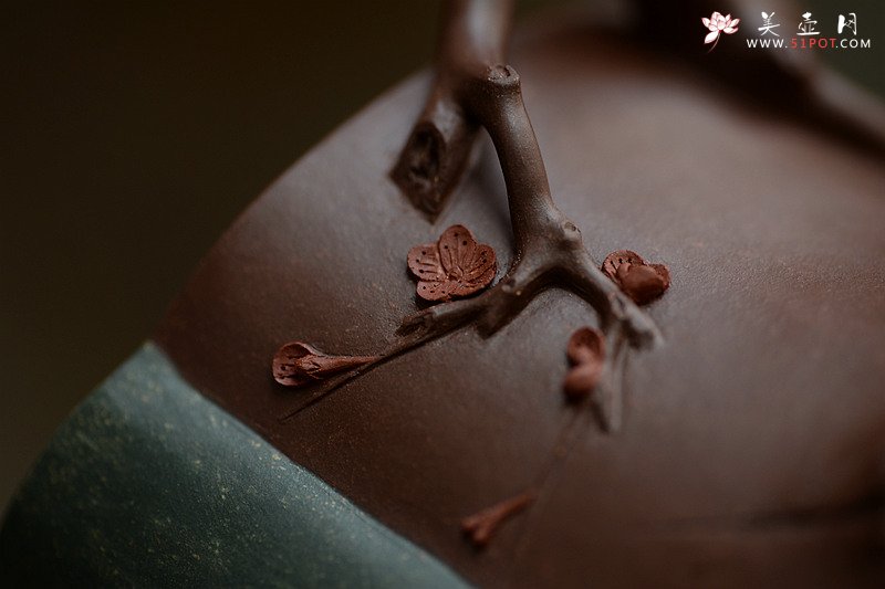 紫砂壶图片：钢流实用花货 精湛功底 全手岁寒三色三友 单志萍甲午年力作 - 宜兴紫砂壶网