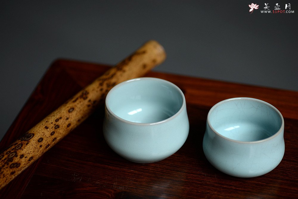 紫砂壶图片：正宗汝州汝瓷  烧出天空的颜色o(∩_∩)o  手工圆融杯 香插 完美支钉烧 - 宜兴紫砂壶网