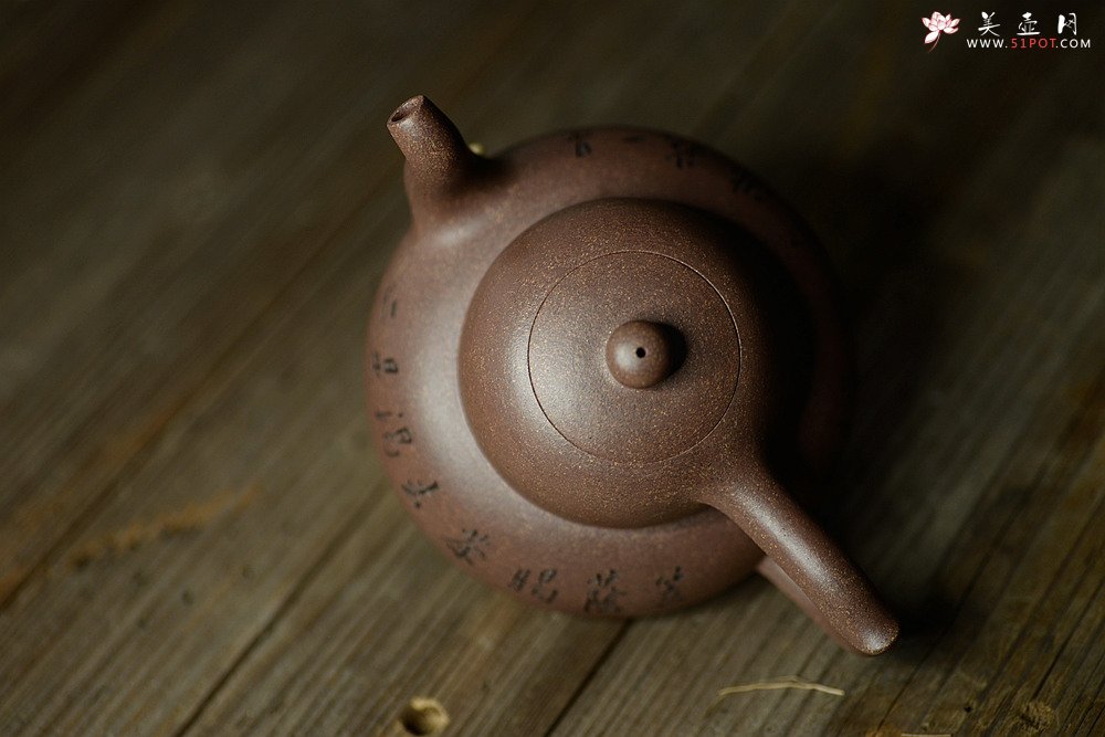 紫砂壶图片：张听刚装饰 曼生十八式之-全手笠荫壶 金石老青灰 难度大 - 宜兴紫砂壶网