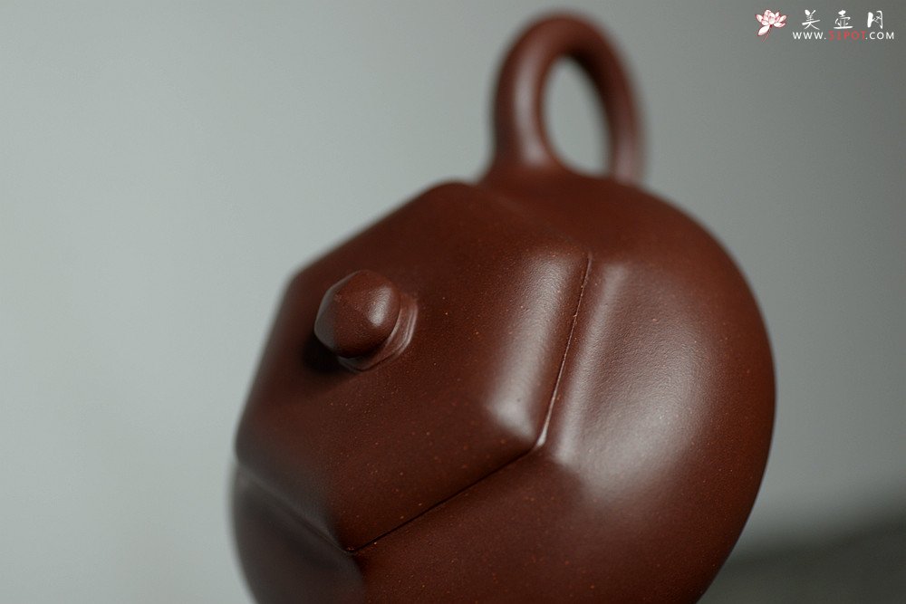 紫砂壶图片：潘小东新作 端庄秀丽 随方就圆 全手六方鼓腹 难度大~ - 宜兴紫砂壶网