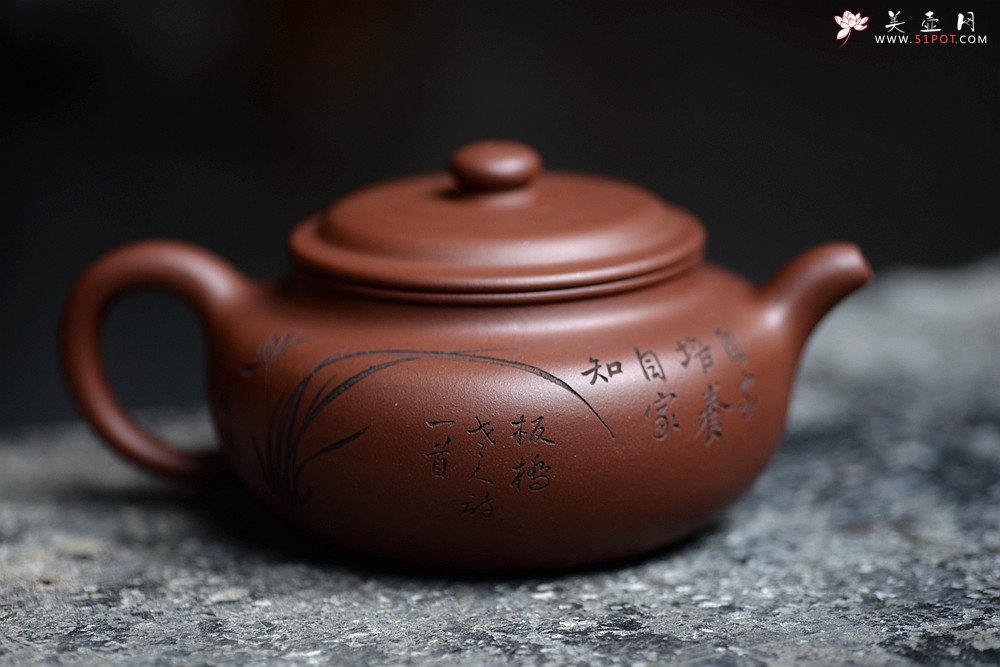 紫砂壶图片：猪肝色底槽青 张听刚装饰 大仿古 传统经典 - 宜兴紫砂壶网