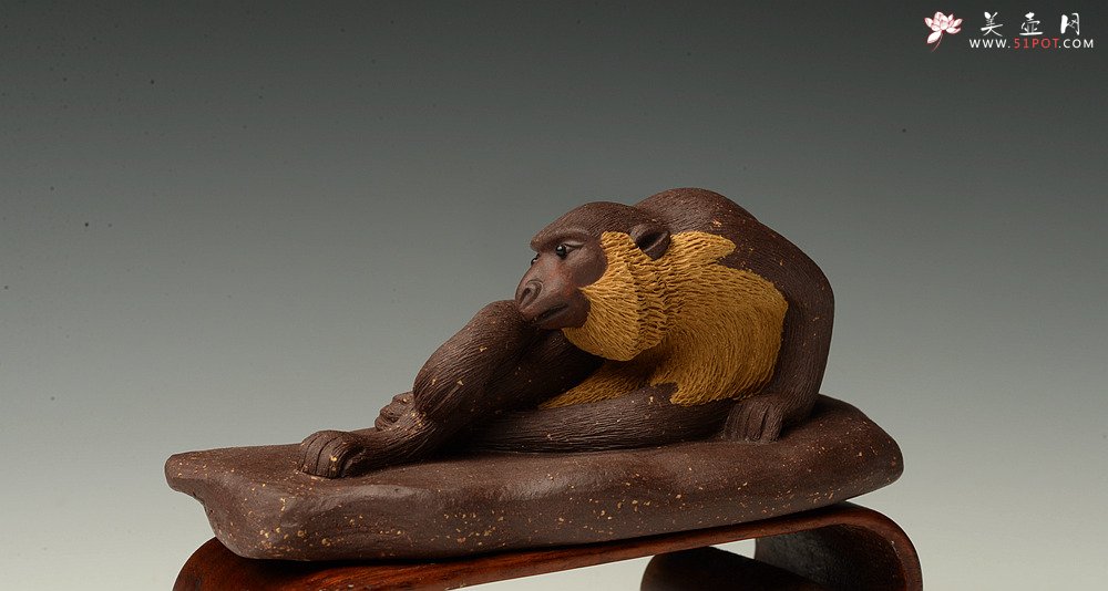 紫砂壶图片：精品茶宠 树桩神猴 神态逼真  - 宜兴紫砂壶网
