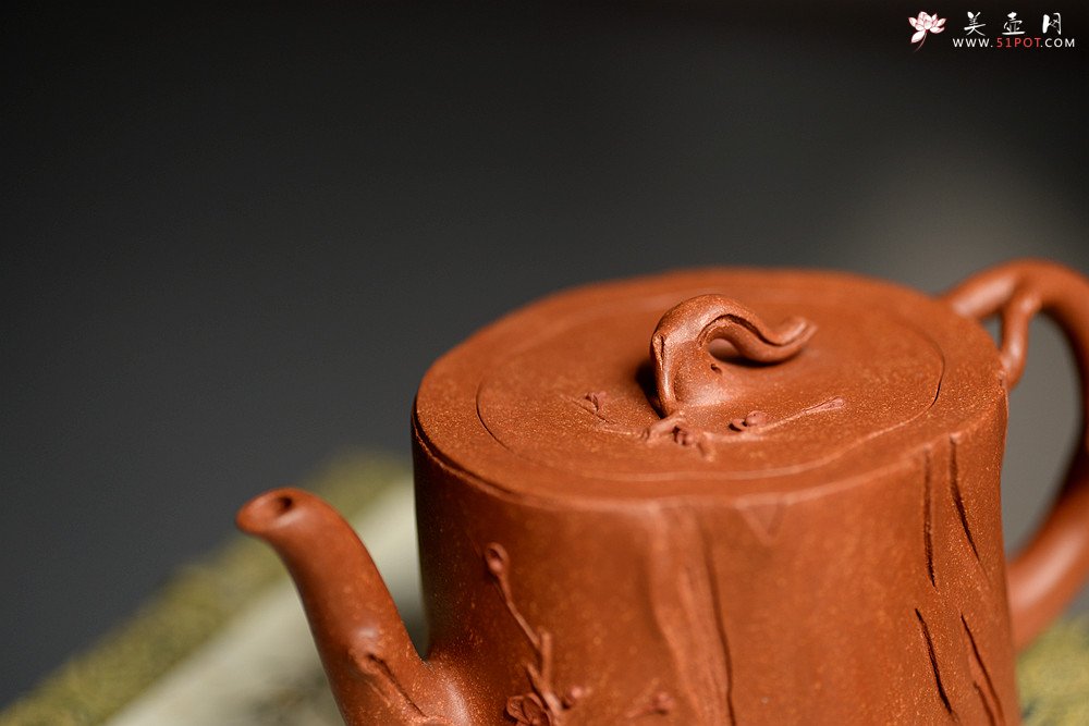 紫砂壶图片：单志萍甲午新作 极赋沧桑 全手梅影 颇有新颖~ - 宜兴紫砂壶网