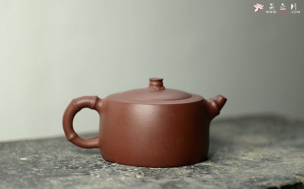 紫砂壶图片：实用花货 竹叶飘逸 竹下清泉 品茗之乐~ - 宜兴紫砂壶网