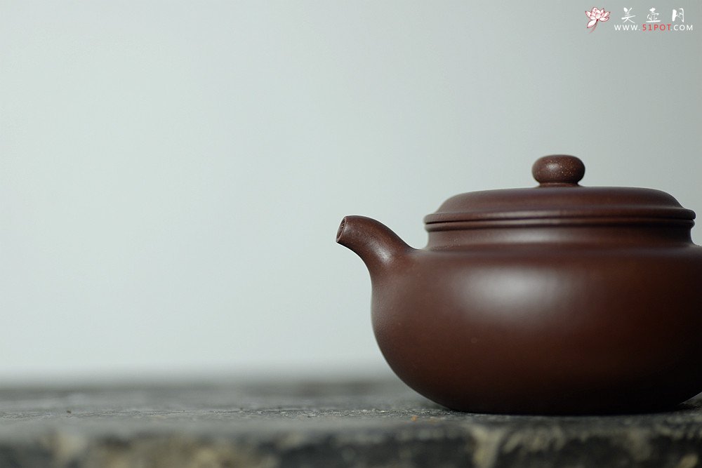 紫砂壶图片：美壶特惠 优质紫泥 全手仿古 文气  - 宜兴紫砂壶网
