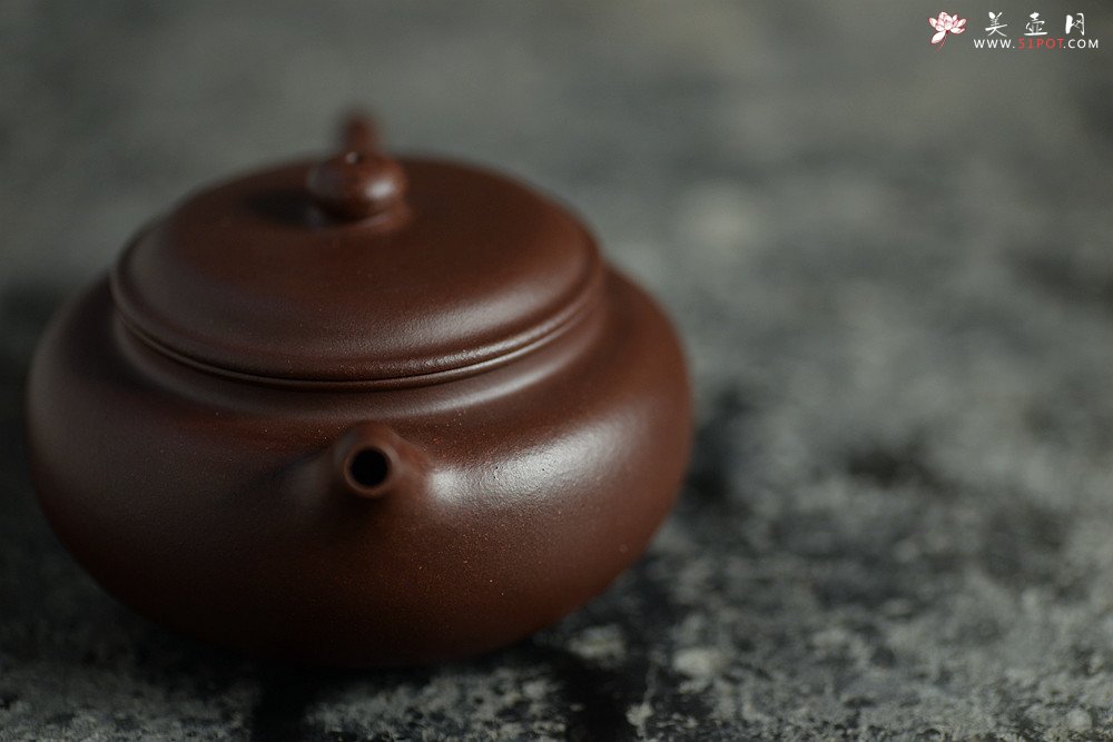 紫砂壶图片：美壶特惠 优质紫泥 全手仿古 文气  - 宜兴紫砂壶网