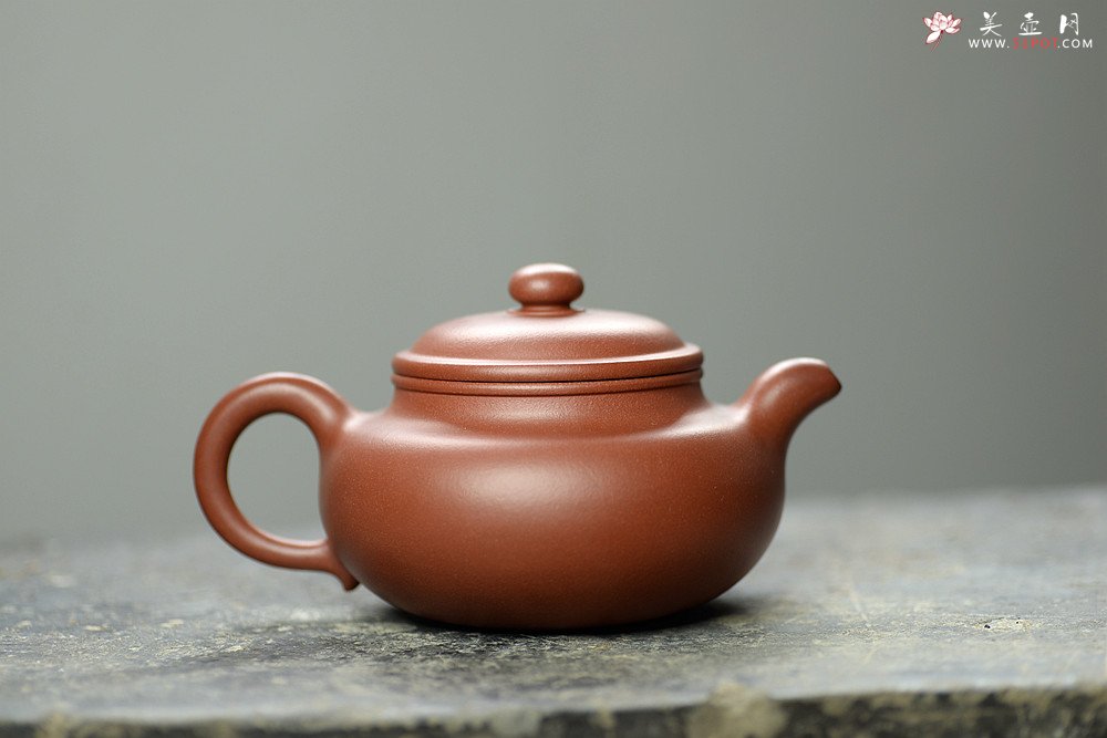 紫砂壶图片：陈进甲午力作 雄厚大气 全手大仿古 做工精致 - 宜兴紫砂壶网