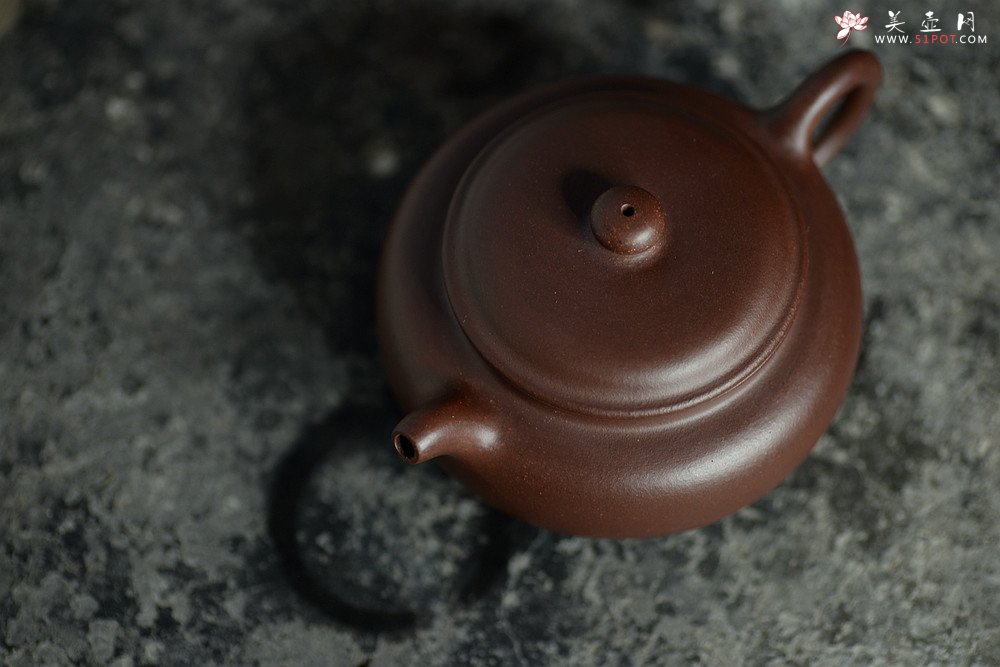 紫砂壶图片：美壶特惠 优质紫泥 全手仿古 文气  - 宜兴紫砂壶网