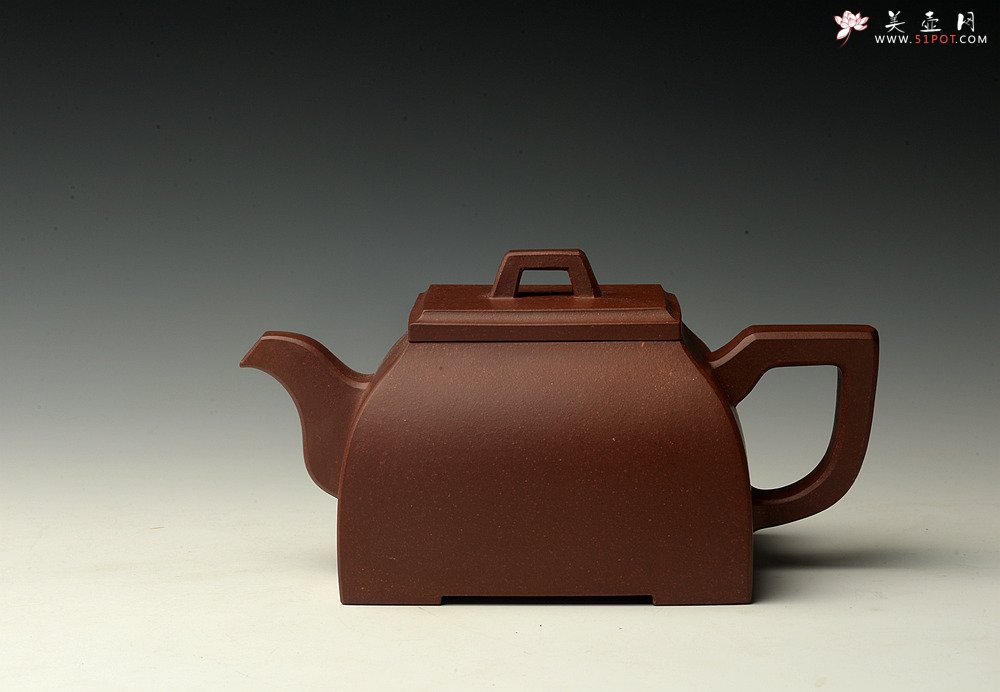 紫砂壶图片：厚重大气 全手琮鼎四方 - 宜兴紫砂壶网
