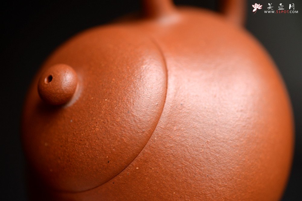 紫砂壶图片：许学军新作 壶体细腻 身型挺拔  全手玉茗 优质朱砂泥 - 宜兴紫砂壶网