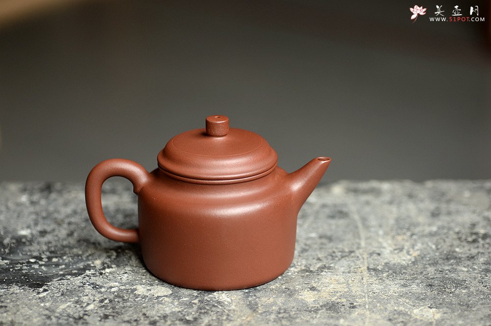 紫砂壶图片：美壶特惠 俞欣荣新作 挺拔俊秀 优质底槽青之高德中 实用精品 - 宜兴紫砂壶网
