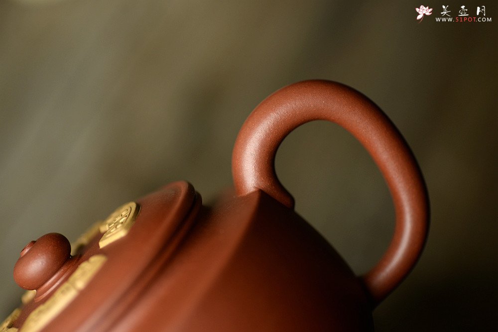 紫砂壶图片：储俊伟最新力作  古朴典雅 全手合璧 - 宜兴紫砂壶网