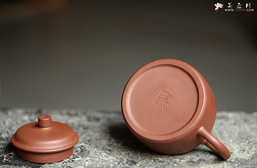 紫砂壶图片：美壶特惠 俞欣荣新作 挺拔俊秀 优质底槽青之高德中 实用精品 - 宜兴紫砂壶网