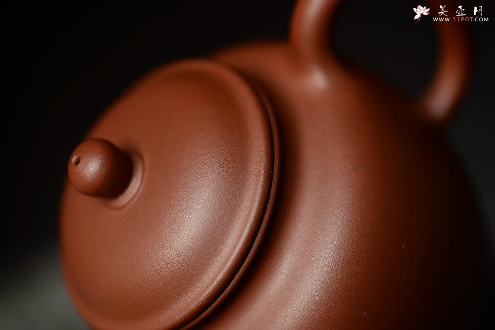 紫砂壶图片：美壶特惠 俞欣荣新作 挺拔俊秀 黄龙山底槽青之古风 实用精品 - 宜兴紫砂壶网