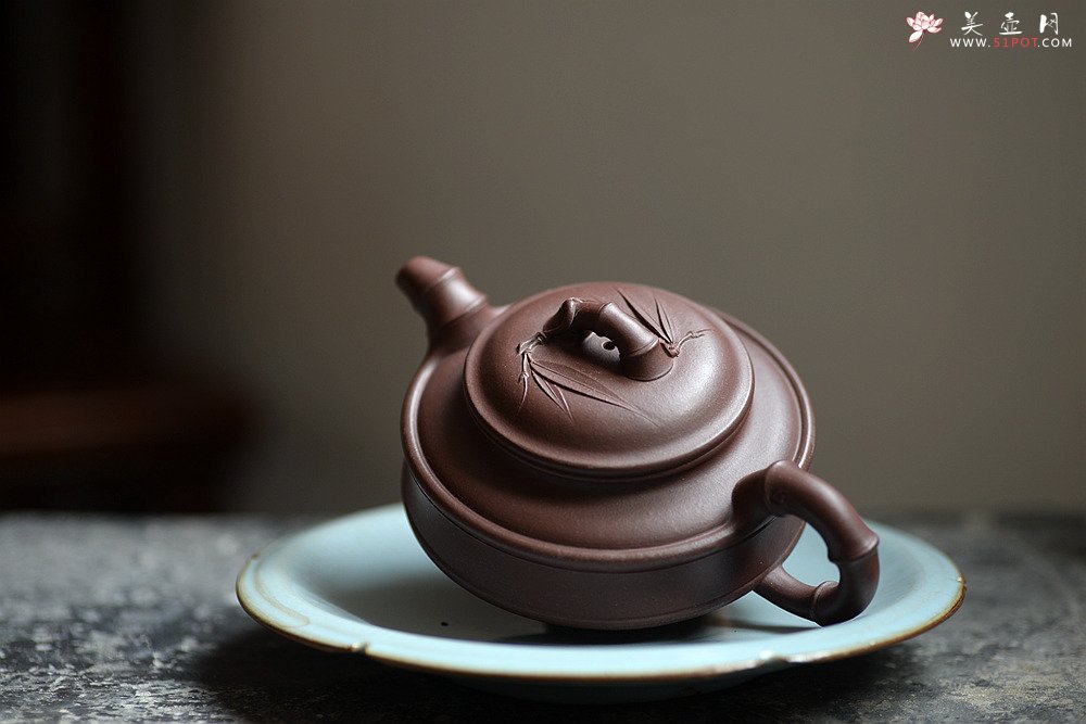 紫砂壶图片：造型端正 双线竹鼓一对 劲道竹叶 飘逸 - 宜兴紫砂壶网