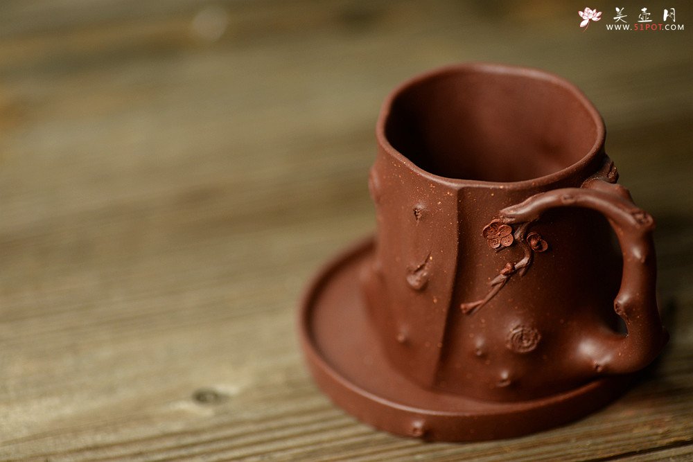 紫砂壶图片：单志萍最新力作 雄厚之风 优雅之作 精品全手红梅争艳 - 宜兴紫砂壶网