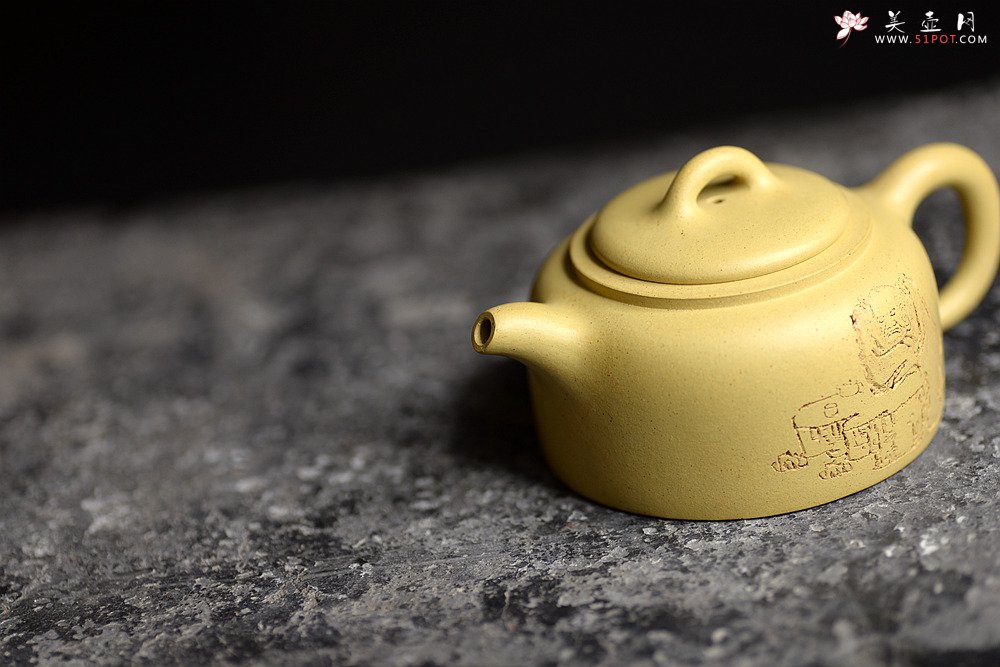 紫砂壶图片：传统器形之曼生井栏 本山绿 - 宜兴紫砂壶网