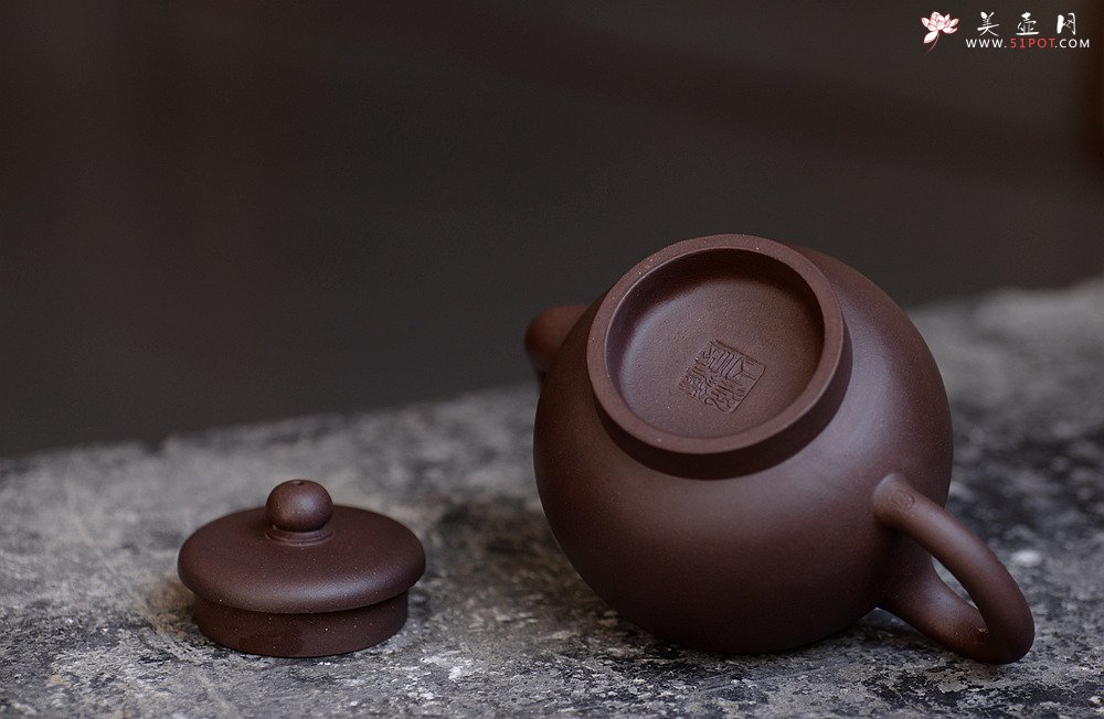 紫砂壶图片：全手宫灯 端庄大气 典雅优美 - 宜兴紫砂壶网
