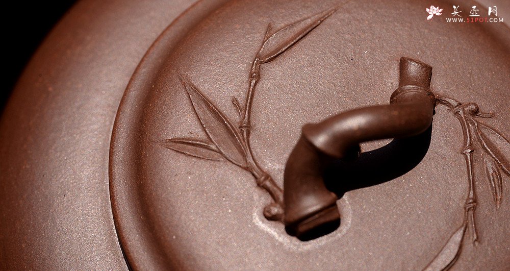 紫砂壶图片：肥美竹叶 饱满飘逸 全手大君竹 顾正芳经典作品 - 宜兴紫砂壶网