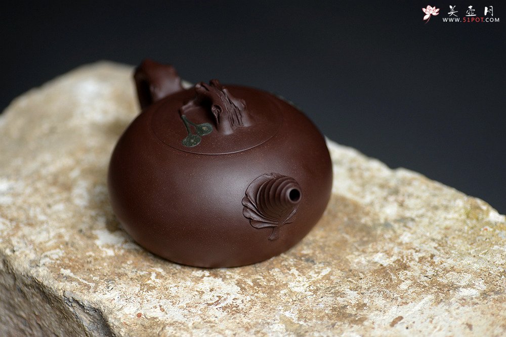 紫砂壶图片：崔巍健最新原创作品 银杏壶 原矿紫泥  - 宜兴紫砂壶网