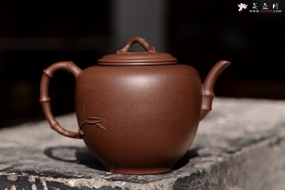 紫砂壶图片：肥美竹叶 饱满飘逸 全手大君竹 顾正芳经典作品 - 宜兴紫砂壶网