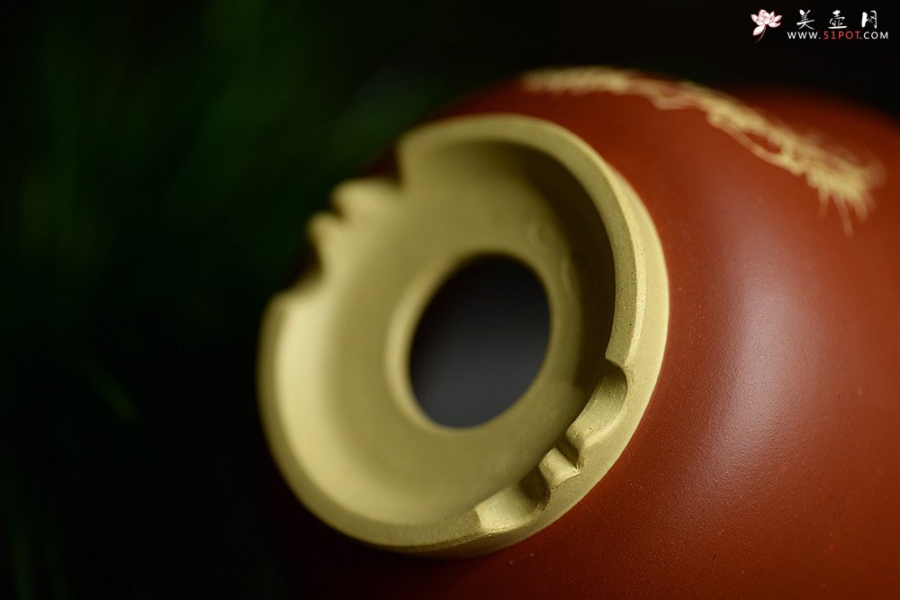 紫砂壶图片：精工佳作 段泥粉朱泥浆 花草四雅之菖蒲花盆 - 宜兴紫砂壶网