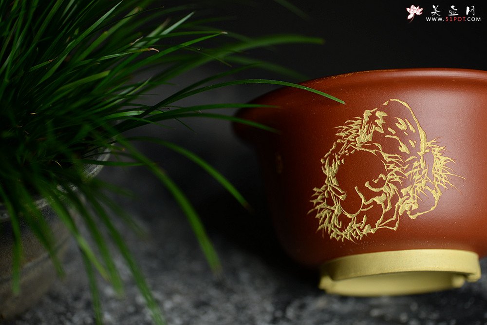 紫砂壶图片：精工佳作 段泥粉朱泥浆 花草四雅之菖蒲花盆 - 宜兴紫砂壶网