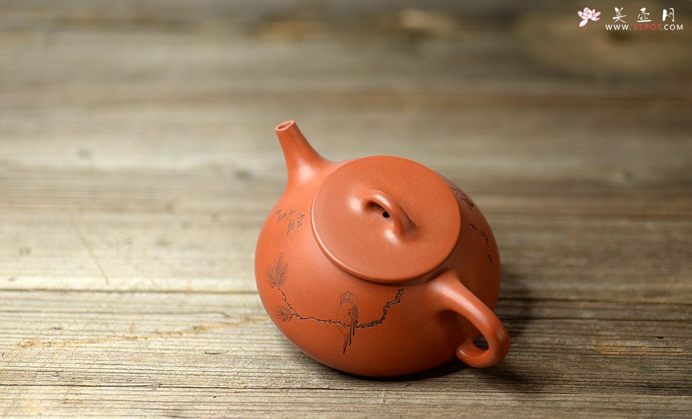 紫砂壶图片：优质小红泥 文气全手石瓢 骨肉均挺之精品 - 宜兴紫砂壶网