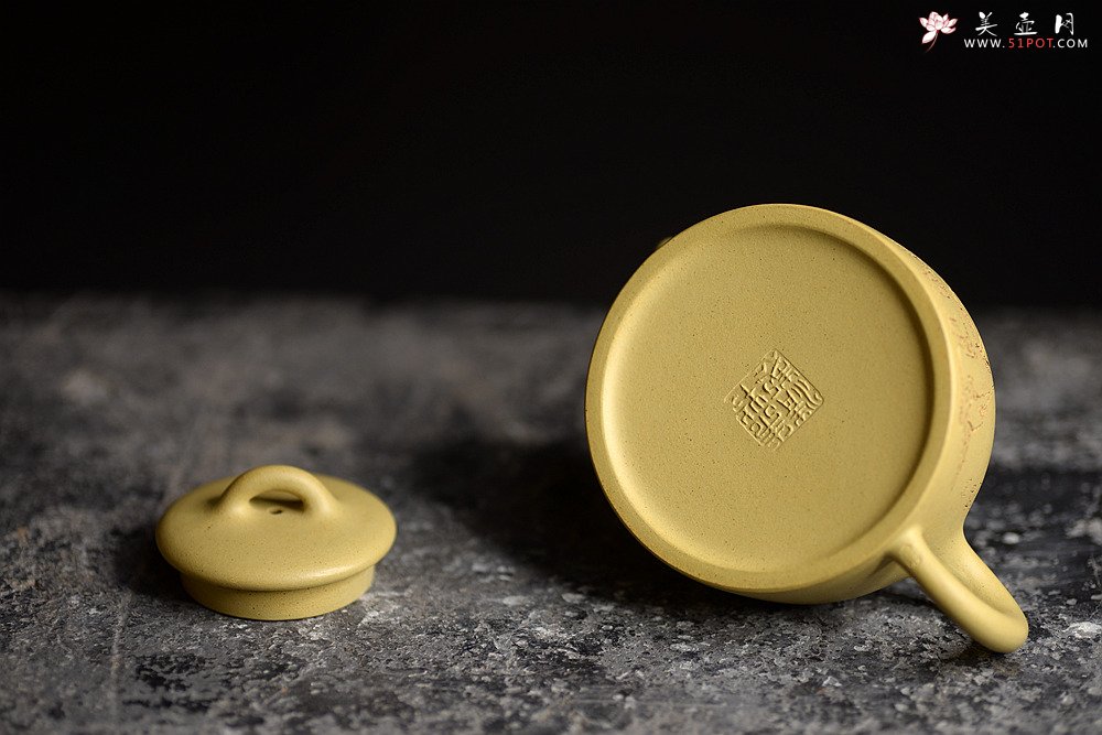 紫砂壶图片：传统器形之曼生井栏 本山绿 - 宜兴紫砂壶网