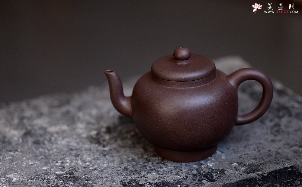紫砂壶图片：全手宫灯 端庄大气 典雅优美 - 宜兴紫砂壶网