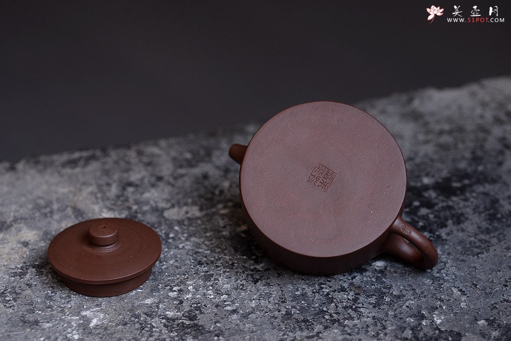 紫砂壶图片：传统实用器形  全手井栏 - 宜兴紫砂壶网