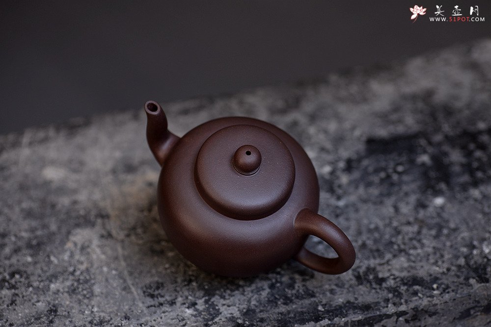紫砂壶图片：全手宫灯 端庄大气 典雅优美 - 宜兴紫砂壶网