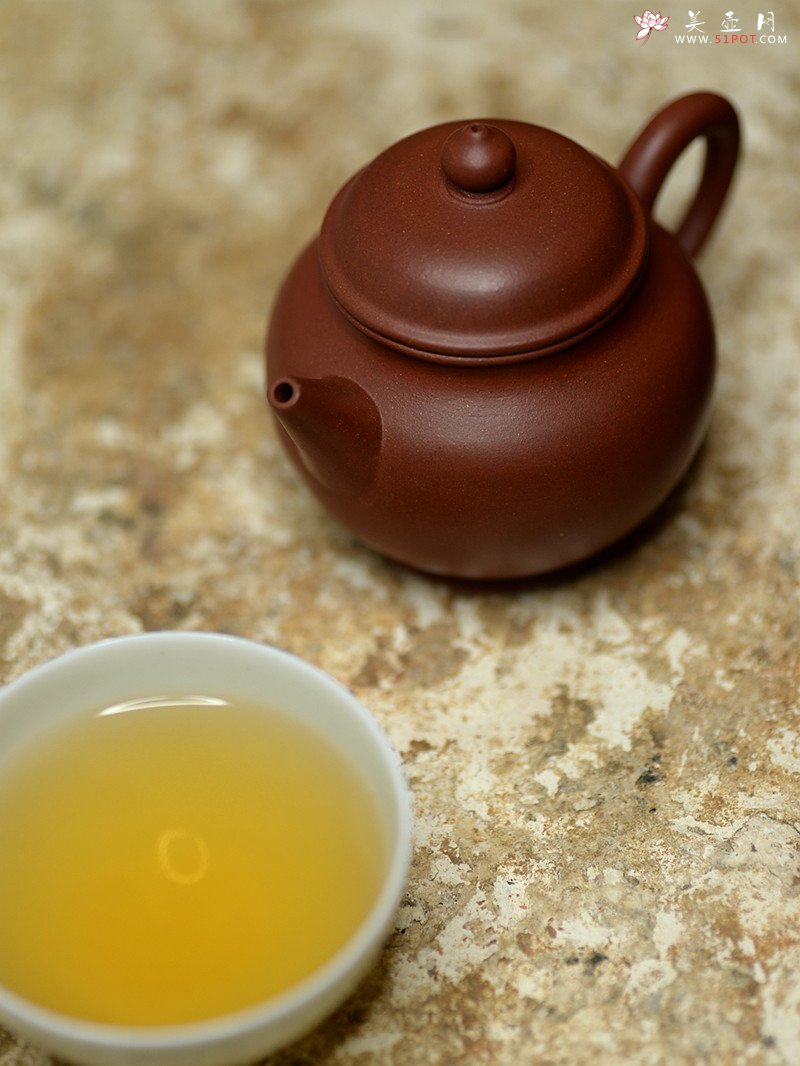 紫砂壶图片：美壶特惠 茶人最爱 实用文气小壶 摹古红梨~ - 宜兴紫砂壶网