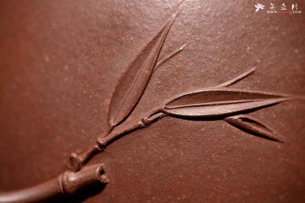 紫砂壶图片：肥美竹叶 饱满飘逸 全手大君竹 顾正芳经典作品 - 宜兴紫砂壶网