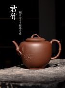 紫砂壶图片：肥美竹叶 饱满飘逸 全手大君竹 顾正芳经典作品 - 宜兴紫砂壶网