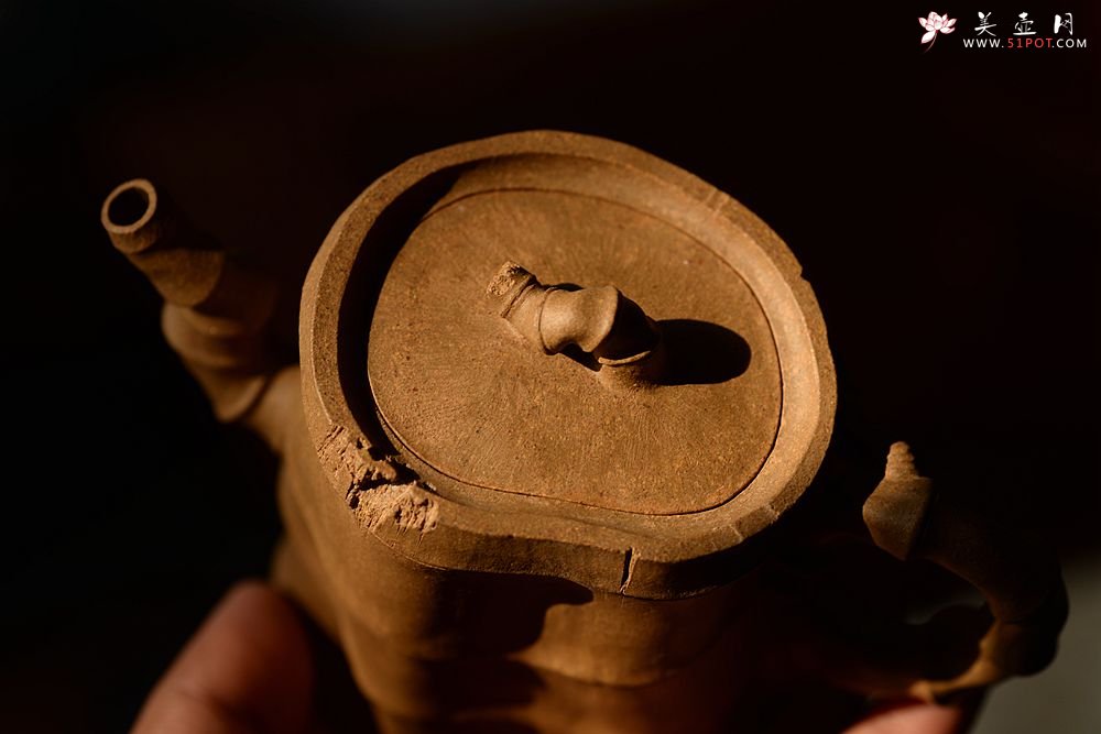 紫砂壶图片：林秀明原创 道法自然 释以人文 全手清逸系列~ - 宜兴紫砂壶网