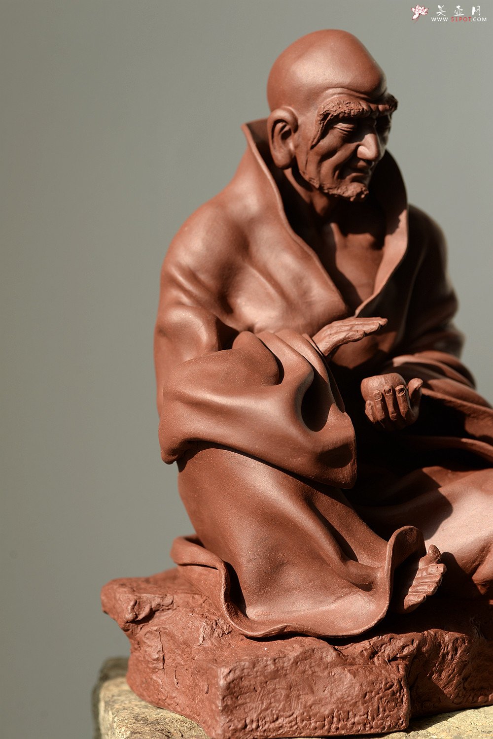 紫砂壶图片：手工雕塑 抓型学院派~ 修善罗汉 - 宜兴紫砂壶网