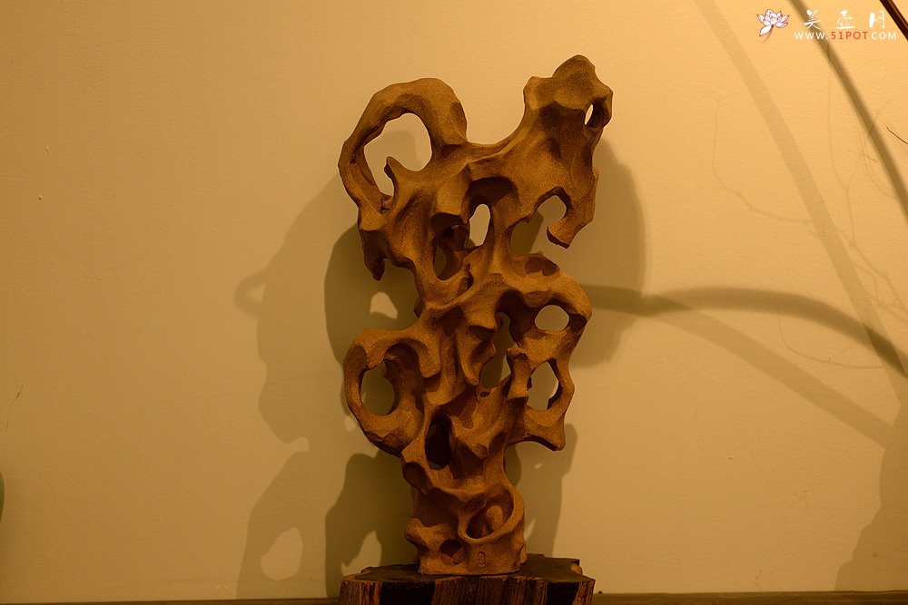 紫砂壶图片：紫砂太湖石文房雅玩~    全手文房假山  皱、瘦、漏、透 - 宜兴紫砂壶网