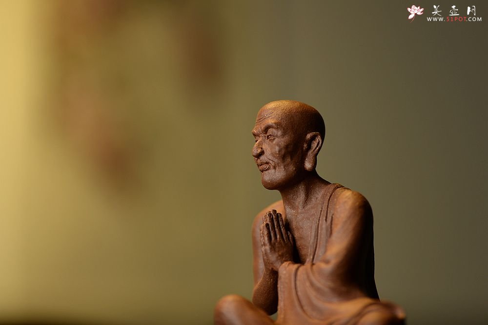 紫砂壶图片：全手雕塑 栩栩如生 精品修心罗汉~ - 宜兴紫砂壶网