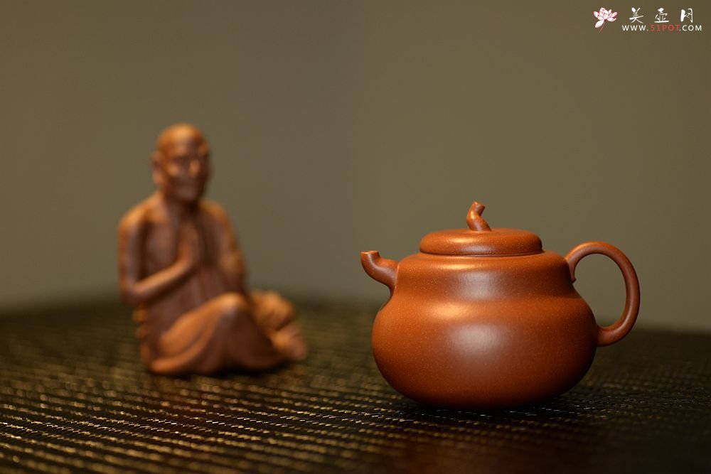 紫砂壶图片：全手雕塑 栩栩如生 精品修心罗汉~ - 宜兴紫砂壶网