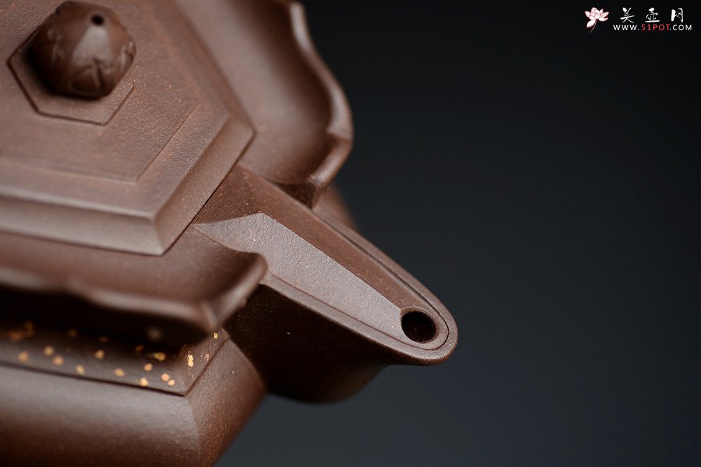 紫砂壶图片：史金妹经典之作 精品如意僧帽  传统文化 做工精致 - 宜兴紫砂壶网