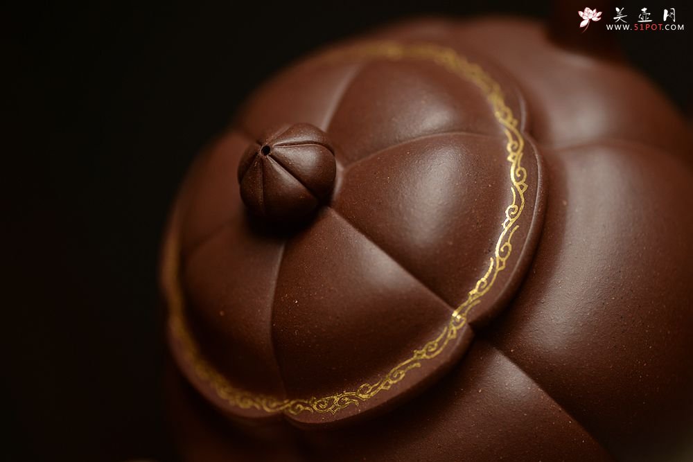 紫砂壶图片：酒虎新作 饱满敦厚 肌理丰润~  全手圆满 - 宜兴紫砂壶网