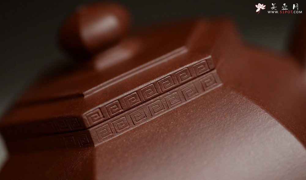 紫砂壶图片：陈进全手工近作 六方禅钟 线条流畅 块面过渡自然 - 宜兴紫砂壶网