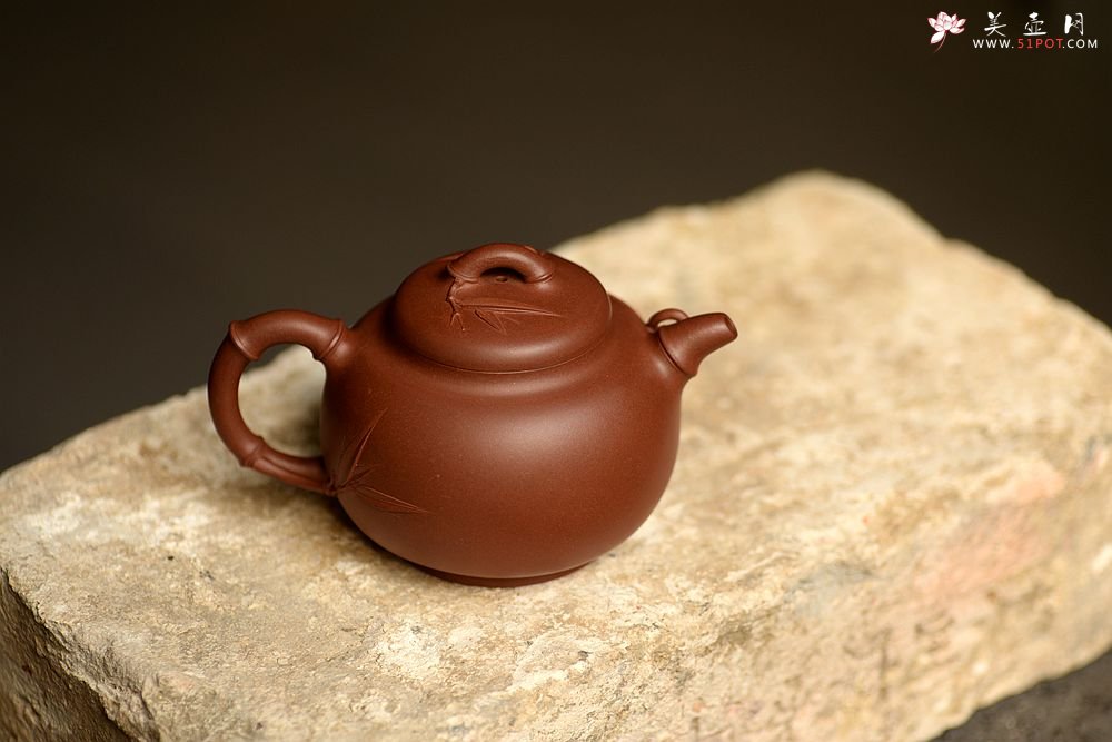 紫砂壶图片：史云棠高徒储俊伟作品 大品花货 饱满大气  全手智竹 - 宜兴紫砂壶网