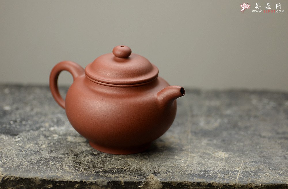 紫砂壶图片：施梦佳全手新作 厚重大气 全手大掇只 - 宜兴紫砂壶网