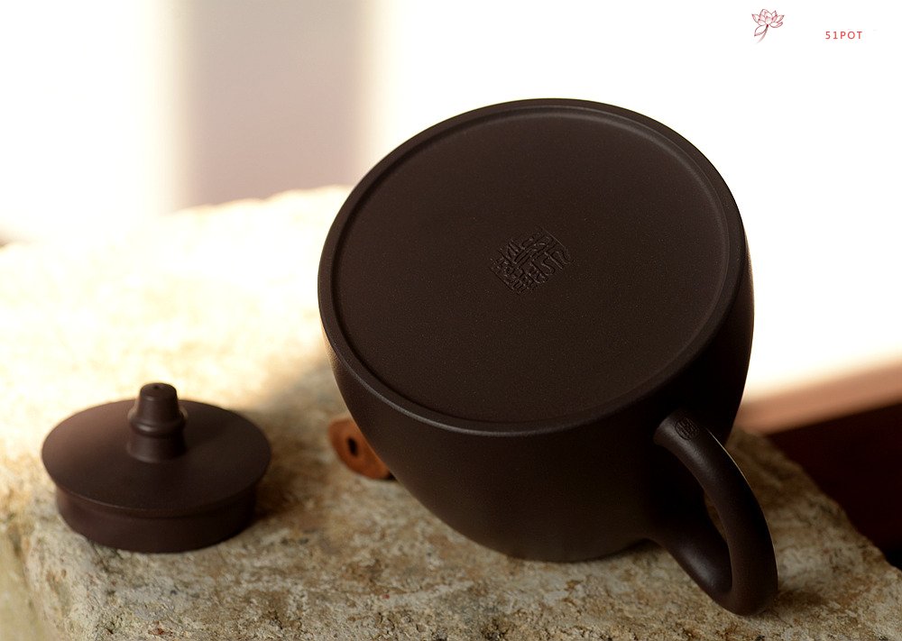 紫砂壶图片：陈进全手经典作品 刚毅有力 精品 全手汉铎 耐品 - 宜兴紫砂壶网