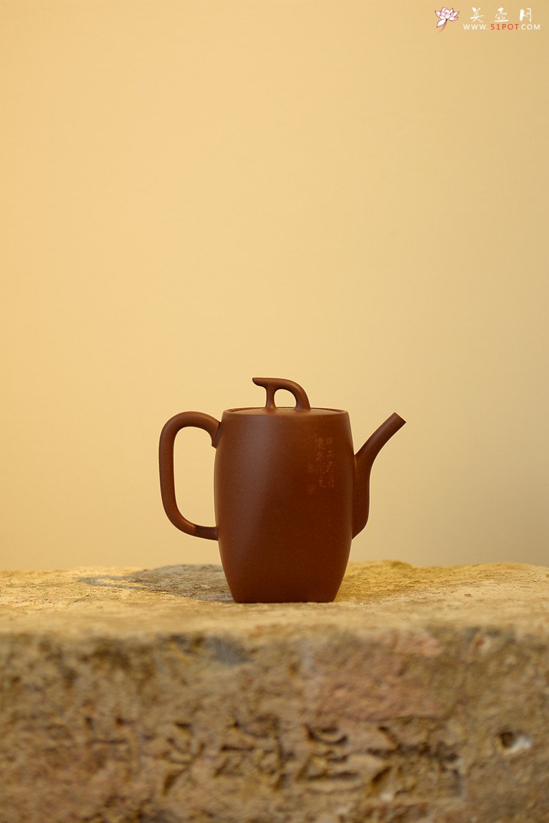 紫砂壶图片：小明成名作o(∩_∩)o  方圆之美 全手汉韵套组 中书协王俊平精心装饰 - 宜兴紫砂壶网