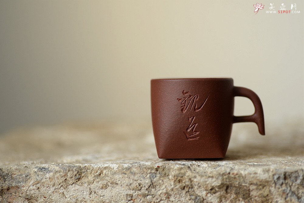 紫砂壶图片：小明成名作o(∩_∩)o  方圆之美 全手汉韵套组 中书协王俊平精心装饰 - 宜兴紫砂壶网